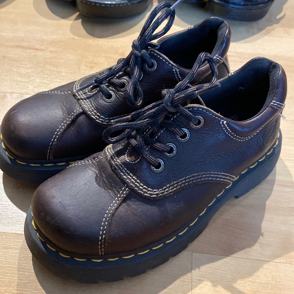 Dr. Martens 8A87 size 6 brown leather 4 eye lace chunky Oxford platform